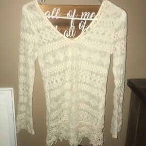Sheer lace long sleeved top